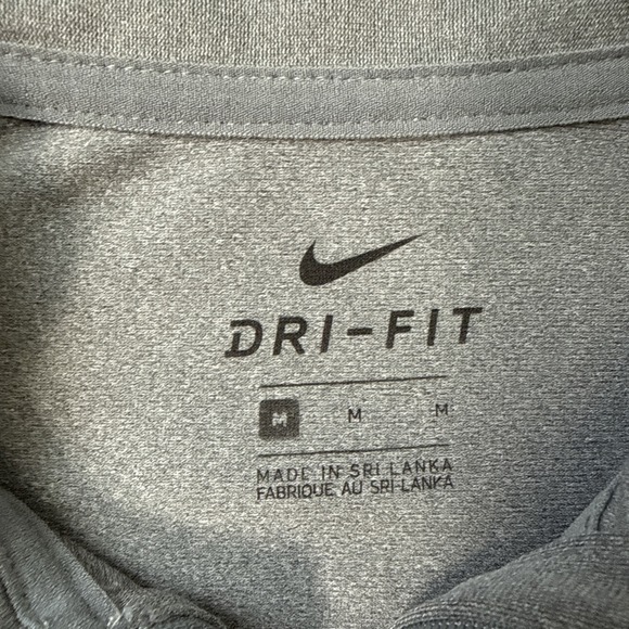 Nike Georgia Bulldogs 1/4 Zip Pullover Shirt Womens Sz M Gray Dri-Fit AR7135-063 - Picture 3 of 9